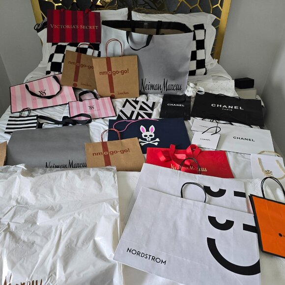Neiman Marcus Chanel Victoria's Secret Creed Nordstrom Psycho Bunny Bags + - Picture 1 of 9